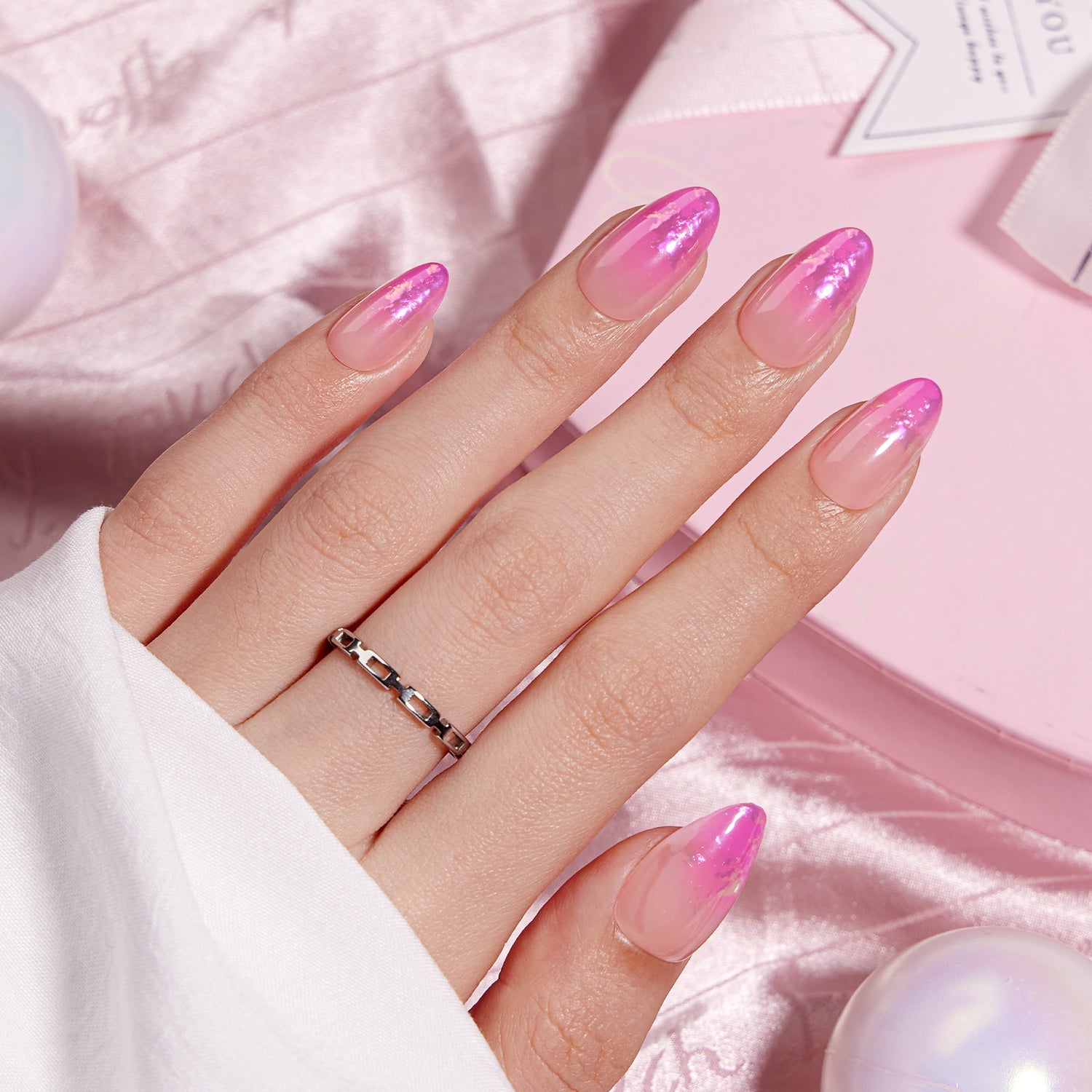 How to Travel with UV Cure Press-On Nails Without Damaging Them