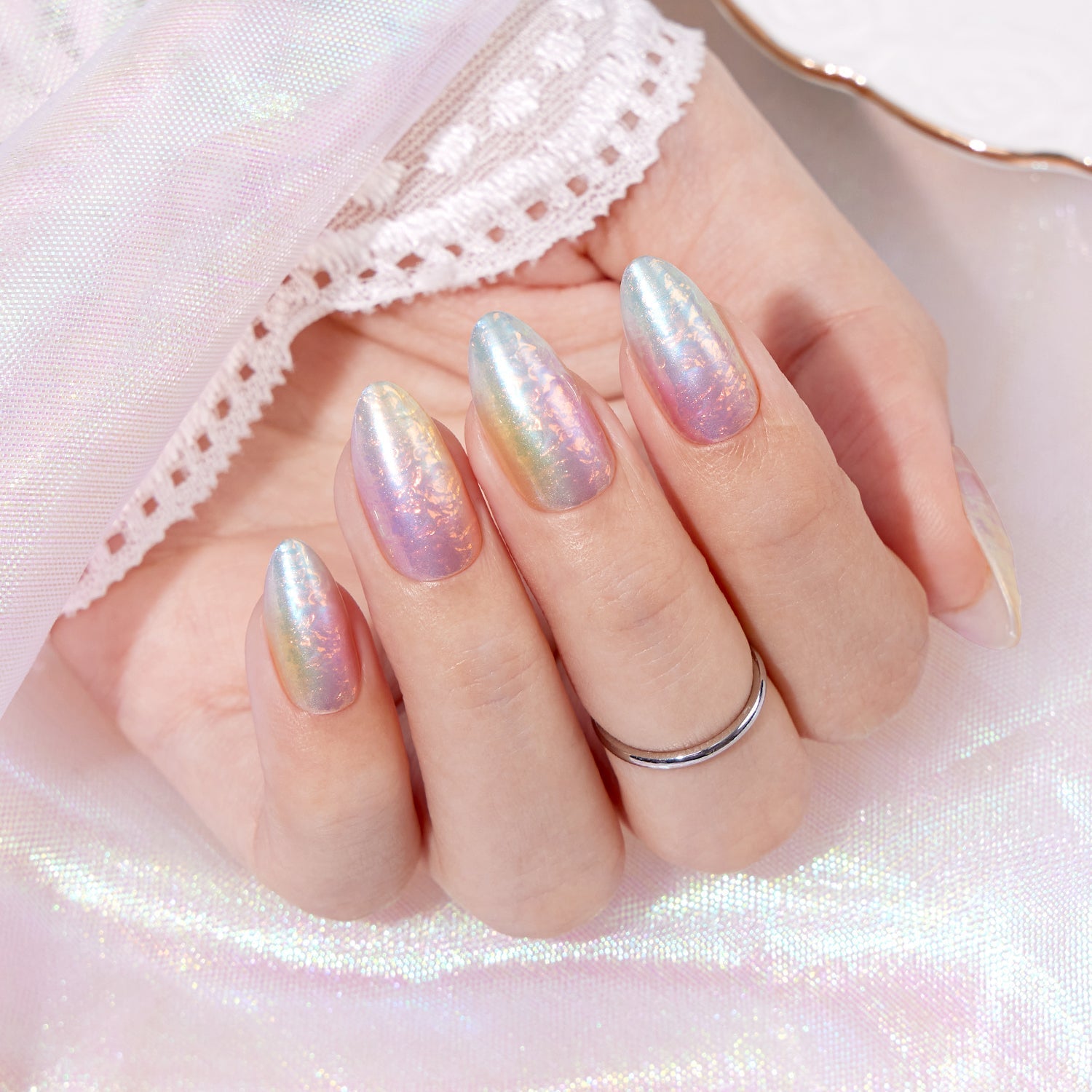 Unique Wedding Nails for Brides Who Want Something Different