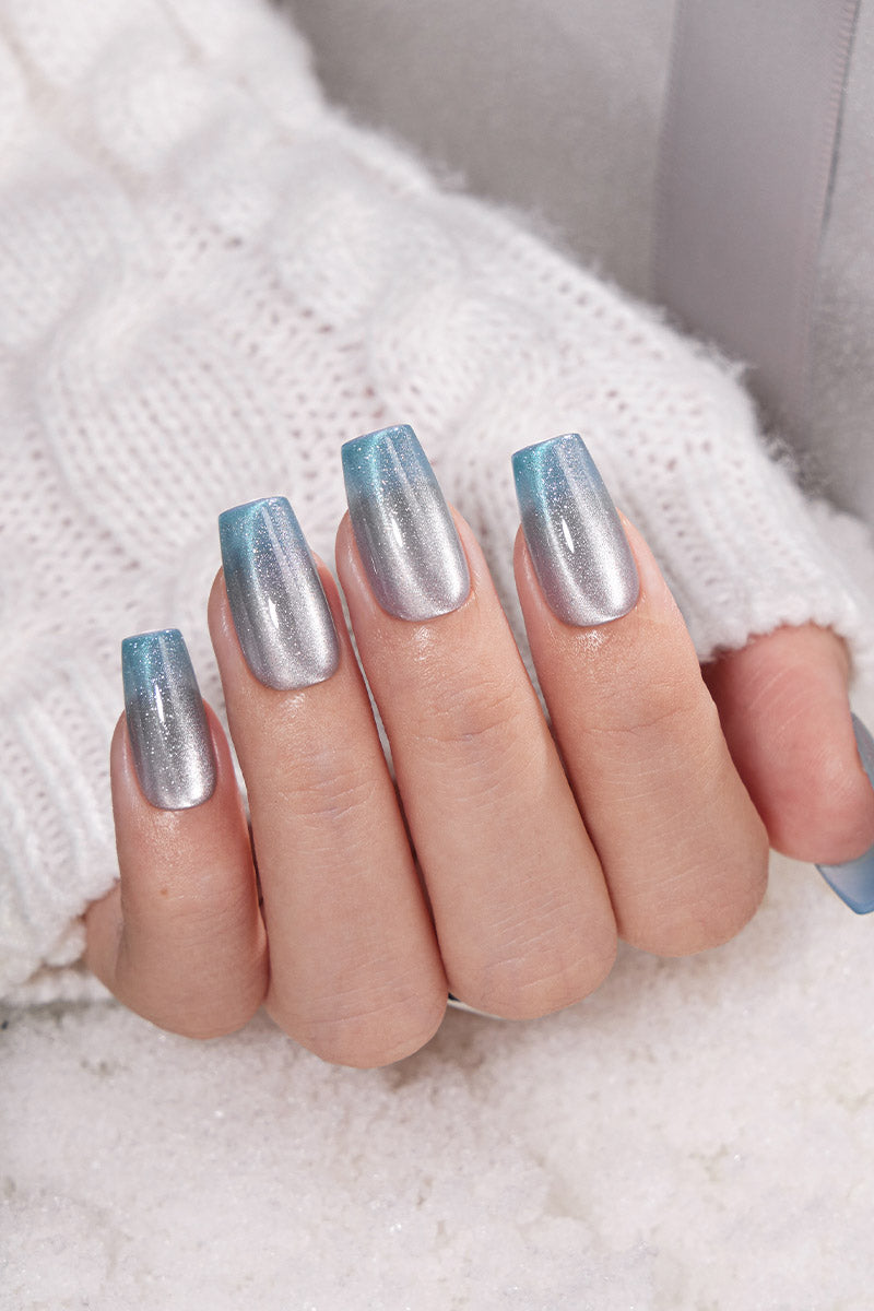 Winter Cool Tones: Silver & Blue Press-On Nails for an Icy-Chic Look