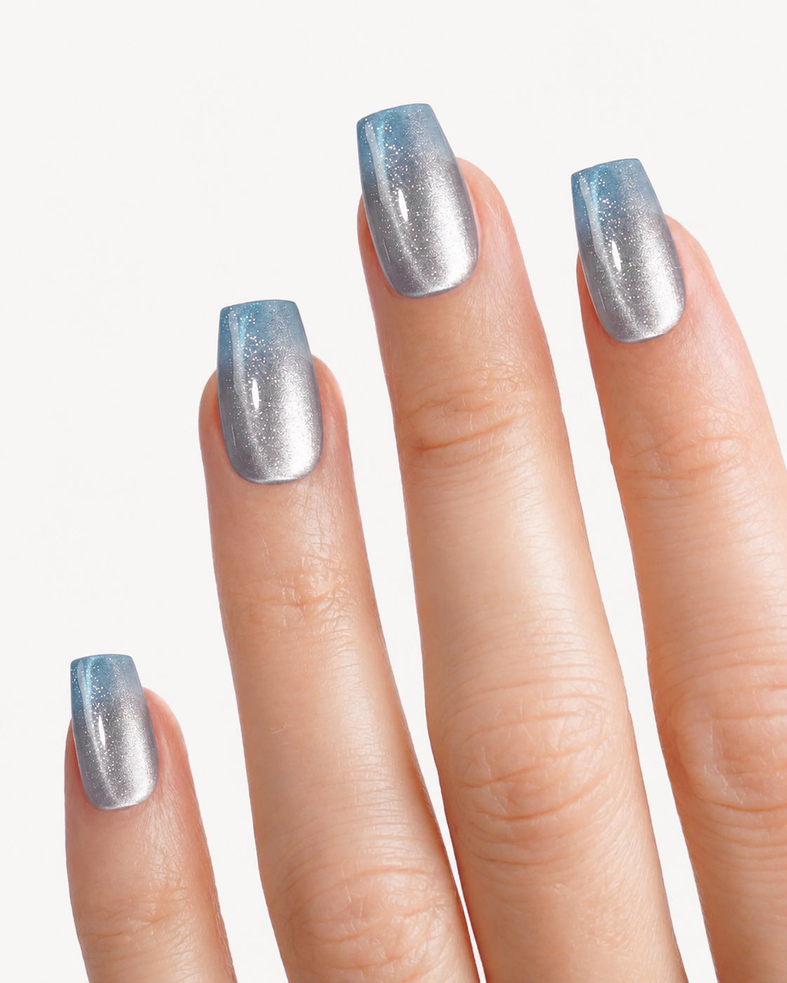 Close-up of VSALON Crystal Tide press-on nails showcasing the reflective cat-eye shimmer and crystal-like glossy texture.