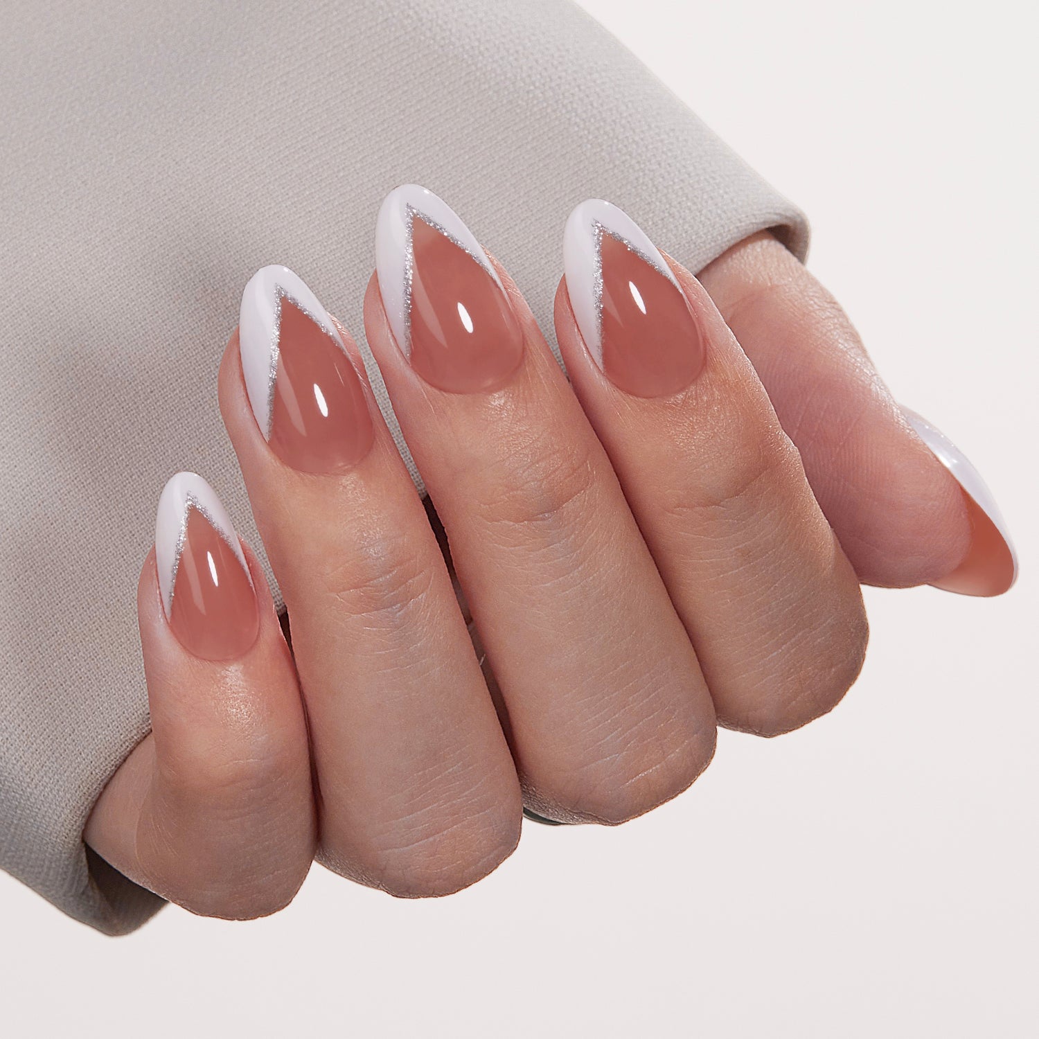 الأناقة الفرنسية 