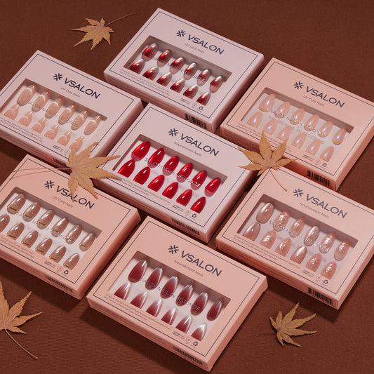 Press On Nails Cozy Holiday Bundle – easy to apply, salon-quality, lasts 25+ days