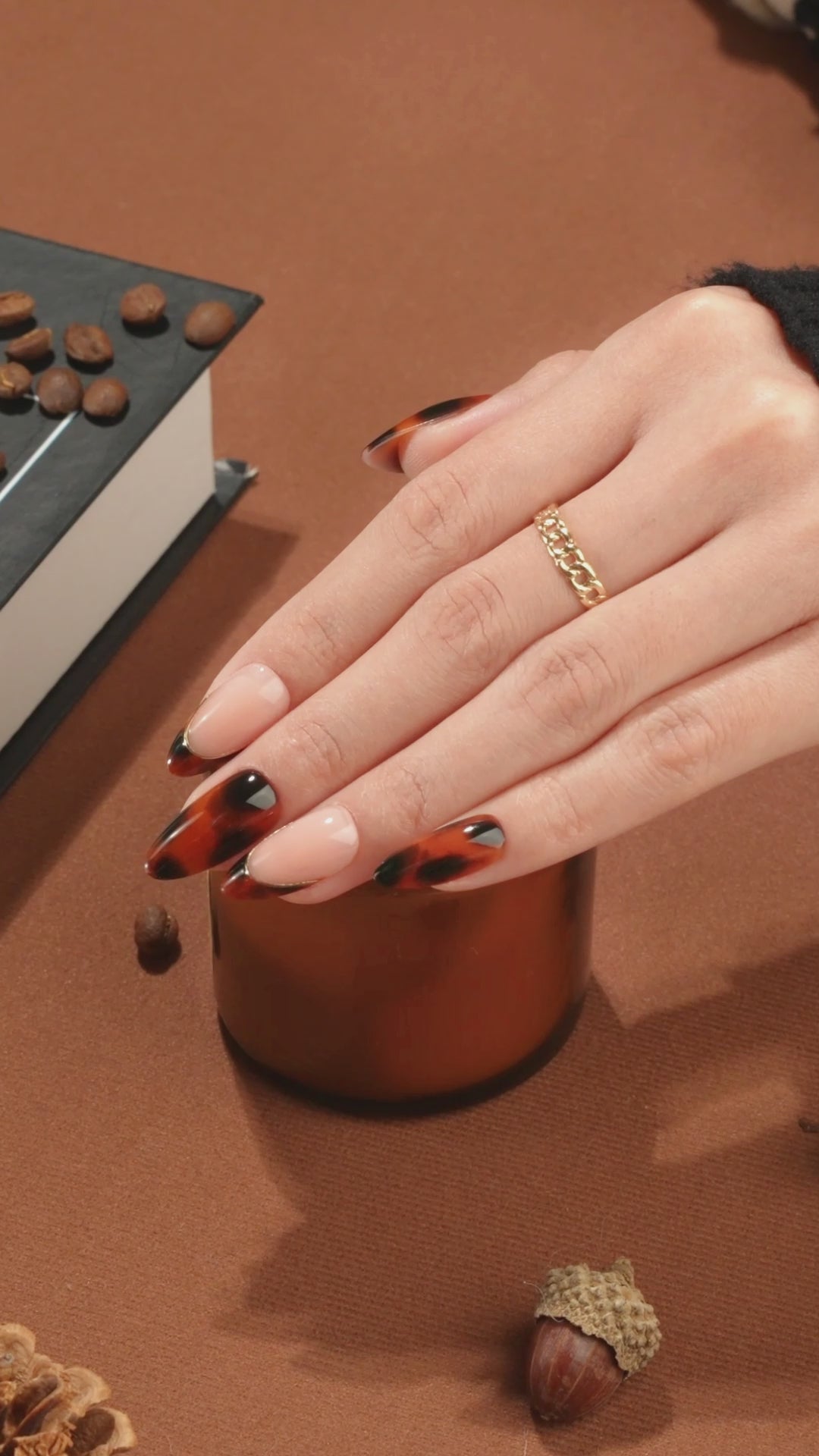 Load video: Leopard Luxe