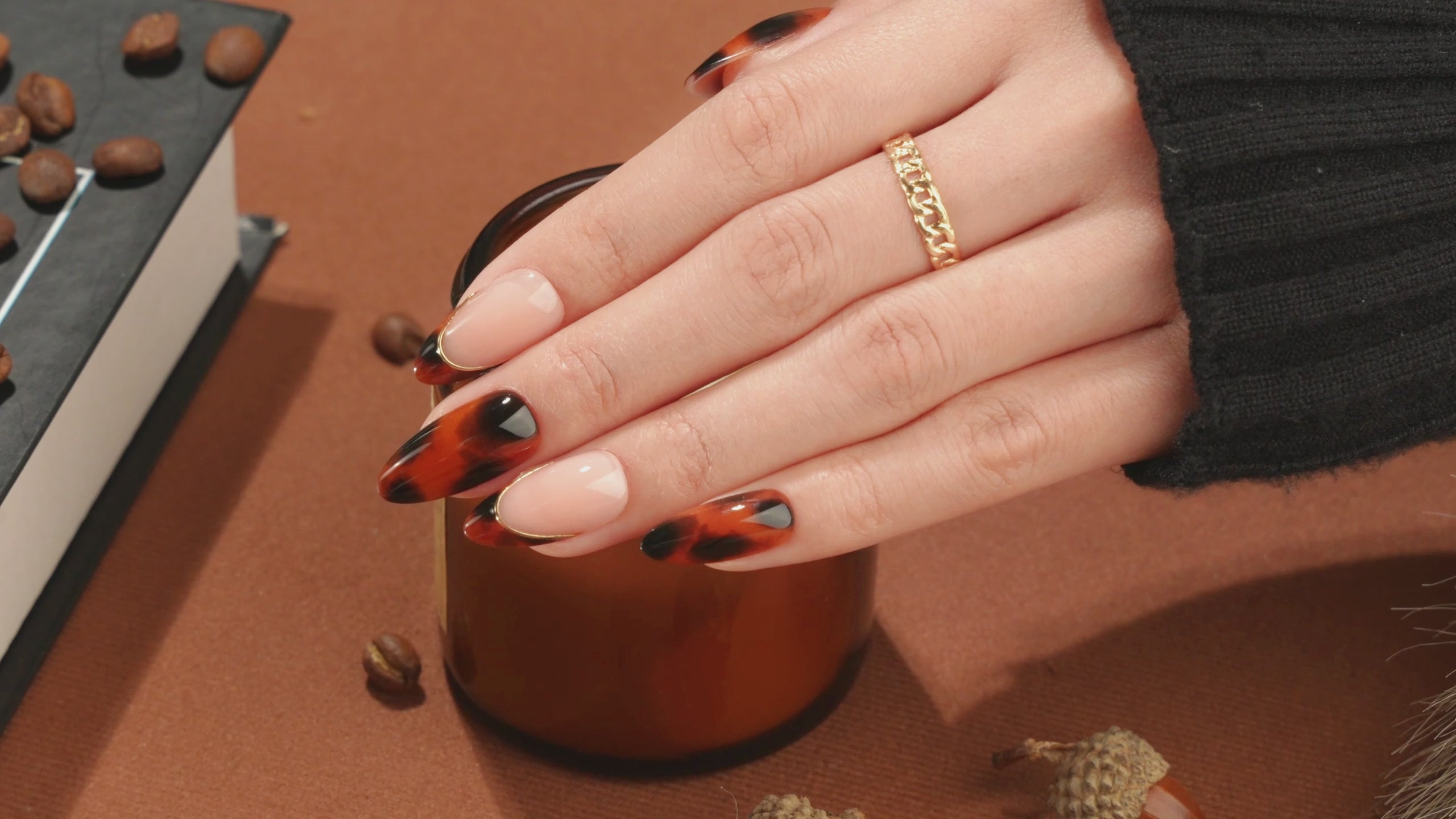 Load video: Leopard Luxe