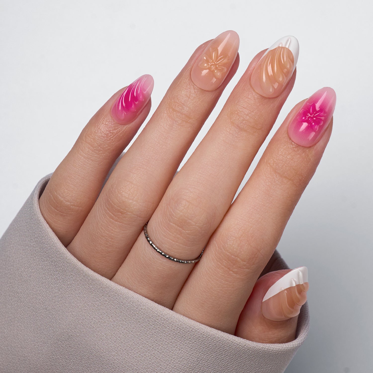 VSALON Dual Glam Nails Barlow Girl Pink French Tips Short Almond Press On Nails - model wearing