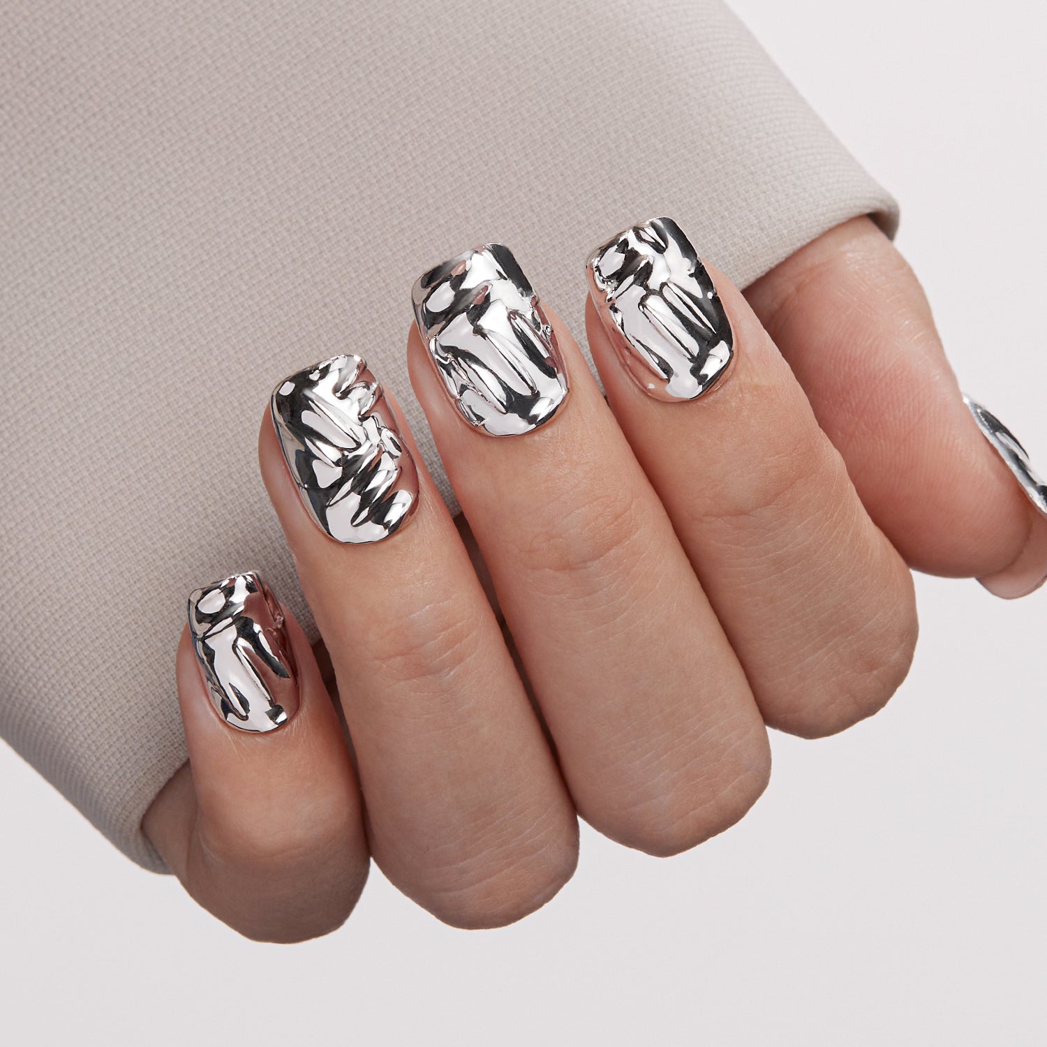 VSALON Nourishment Edge Mirage Rock 3D Textured Short Square Press On Nails - elegant look worn on hands