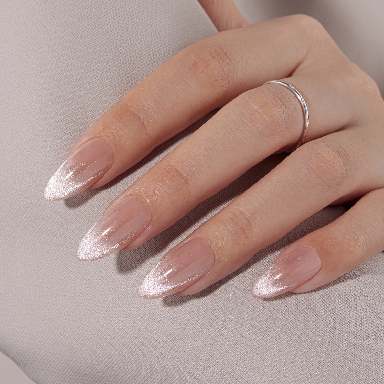 VSALON UV Cure Nails Sourire pink Cat Eye Short Almond Press On Nails - perfect for daily wear or office style.