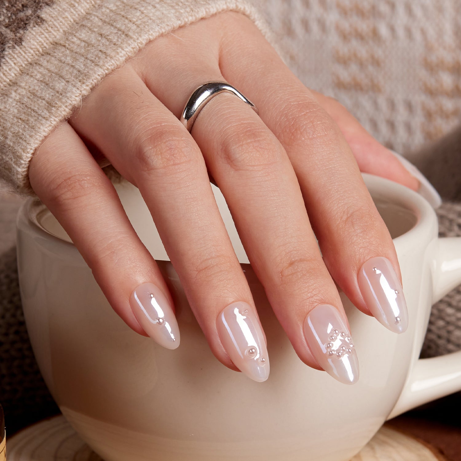 VSALON Nourishment Starry Dots Wedding White Pearl Short Almond Press On Nails - for an elegant occasion