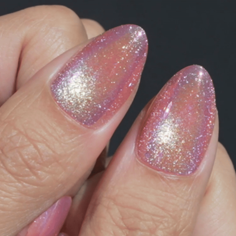 VSALON Nourishment Tippie Firework pink Cat Eye Short Almond Press On Nails - easy to apply, salon-quality, lasts 25+ days.